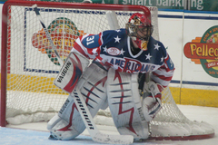 Alexander Salák v dresu klubu v nižší americké soutěži AHL