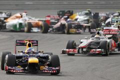 F1 Bahrajn (V čele Sebastian Vettel)