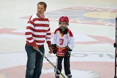 Martin Hosták, bývalý hokejista, komentátor České televize, HC Hradec Králové