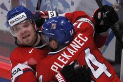 MS v hokeji 2012: Česko - Lotyšsko (Michálek, Plekanec, radost)