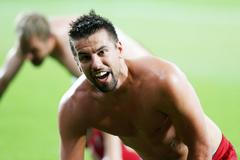 Český fotbalista Milan Baroš slaví vítězství nad Polskem v utkání skupiny A na Euru 2012