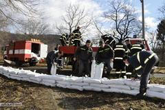 Povodeň - Hranice - hráze - hasiči