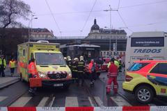 Srážka tramvaje a autobusu na Florenci