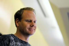 Kaskadér Wallenda přešel Niagarské vodopády