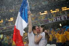 Silný déšť v utkání Ukrajiny s Francií ve skupině D na Euru 2012