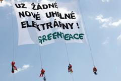 Greenpeace protest proti Prunéřovu
