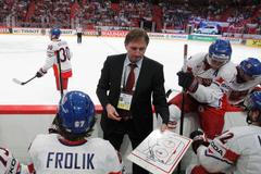 Alois Hadamczik na střídačce