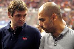 Tito Vilanova a Pep Guardiola, nový a bývalý trenér Barcelony