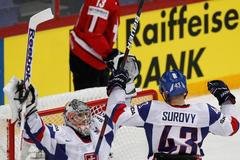 Radost Laca a Surového po zápase Slovensko - Švýcarsko