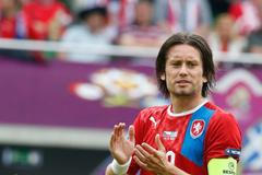 Tomáš Rosický v utkání Řecko - Česká republika na Euru 2012