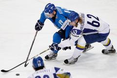 Souboj Krasnoslobodceva s Kiiskinenem v zápase Finsko - Kazachstán