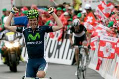 Cyklista Costa, Portugalsko, v cíli 2. etapy Kolem Švýcarska