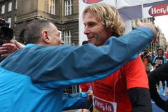 Pražský půlmaraton: Nedvěd, Carlo Capalbo
