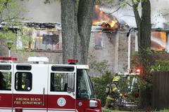 Pád stíhačky do obytné oblasti ve Virginii 8