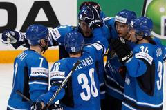 Radost Finů v utkání proti Francii