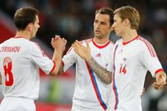 Konstantin Zyrjanov, Roman Širokov a Roman Pavljučenko v přípravném utkání na Euro 2012