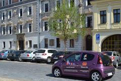 Knihovna_Kolín_auto_ČEZ