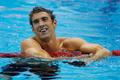 Americký plavec Michael Phelps po vítězství ve štafetě 4x200 metrů volným stylem z olympiády během OH 2012 v Londýně.