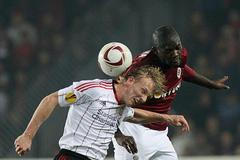 Evropská liga: Sparta - Liverpool (Abena, Kuijt)