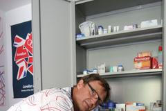 Šéflékař české olympijské výpravy Jaroslav Větvička den před Olympijskými hrami 2012 v Londýně.