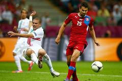 Milan Baroš v zápase s Portugalskem