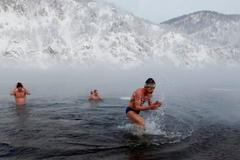 Koupání otužilců