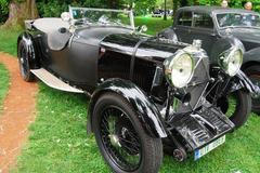 Veteráni na zámku Loučeň 2012