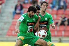 Slovenský fotbalista Matěj Krajčík z Jablonce v utkání se Spartou Praha.