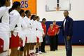 Prezident Barack Obama s basketbalistkami USA