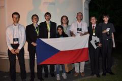 Medailisté z astronomické olympiády