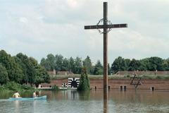Foto: Povodně v roce 2002/ Povodí Labe / Terezín / ČTK