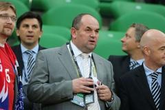 Miroslav Pelta v utkání Ruska s Českou republikou v zíkladní skupině Eura 2012.