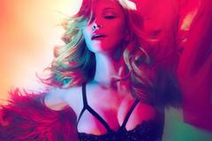 Madonna v klipu 'Girl gone wild'