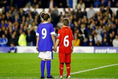 Vzpomínka na oběti tragédie v Sheffieldu v zápase Everton - Newcastle