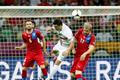 Česko - Portugalsko ve čtvrtfinále Eura 2012. Tomáš Sivok, Helder Postiga a Tomáš Hübschman