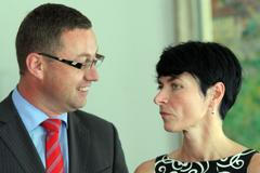 Bradáčová jmenována.