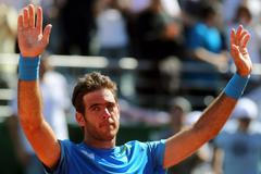 Argentinský tenista Juan Martín del Potro v prvním semifinálovém utkání Davis Cupu 2012 s Čechem Radkem Štěpánkem.