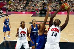 USA - Francie, finále basketbalu žen na OH