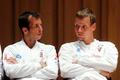Tenisté Radek Štěpánek a Tomáš Berdych během oficiálního losování semifinálových utkání Davis Cupu 2012.