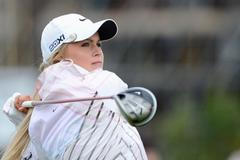 Golfistky v prvním kole na ženském turnaji British Open Golf 2012 v liverpoolském Royal Golf Clubu.