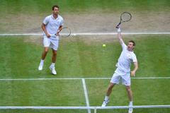 Jonathan Marray a Frederik Nielsen ve finále Wimbledonu