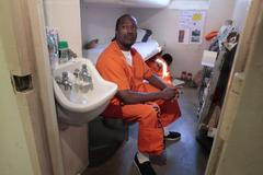 Jeden den v kalifornské věznici Chino