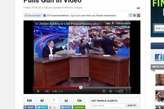 Jordánský politik tasil ve studiu zbraň