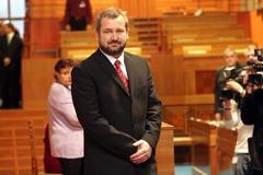 Noví senátoři složili slib