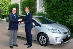 Toyota Prius v Monacu