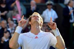 Andy Murray v semifinále Wimbledonu 2012.