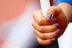 Islandská oštěpařka Hjalmsdottirová, nehty na olympijských hrách v Londýně 2012