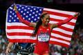 Americká atletka Sanya Richardsová-Rossová se raduje ze zlata v běhu na 400 m