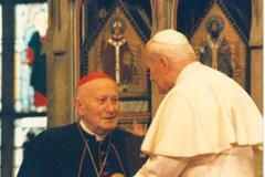 Kardinál Tomášek s papežem Janem Pavlem II.