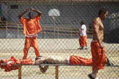 Jeden den v kalifornské věznici Chino